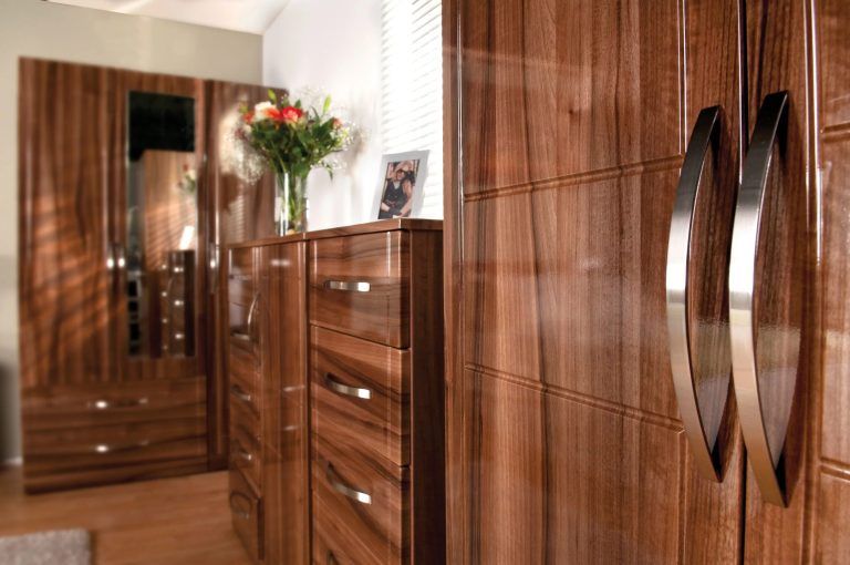 Мебельный огнезащитный лак КЕРАМ КМ1 3 Мебельный огнезащитный професиональный лак КЕРАМ КМ1